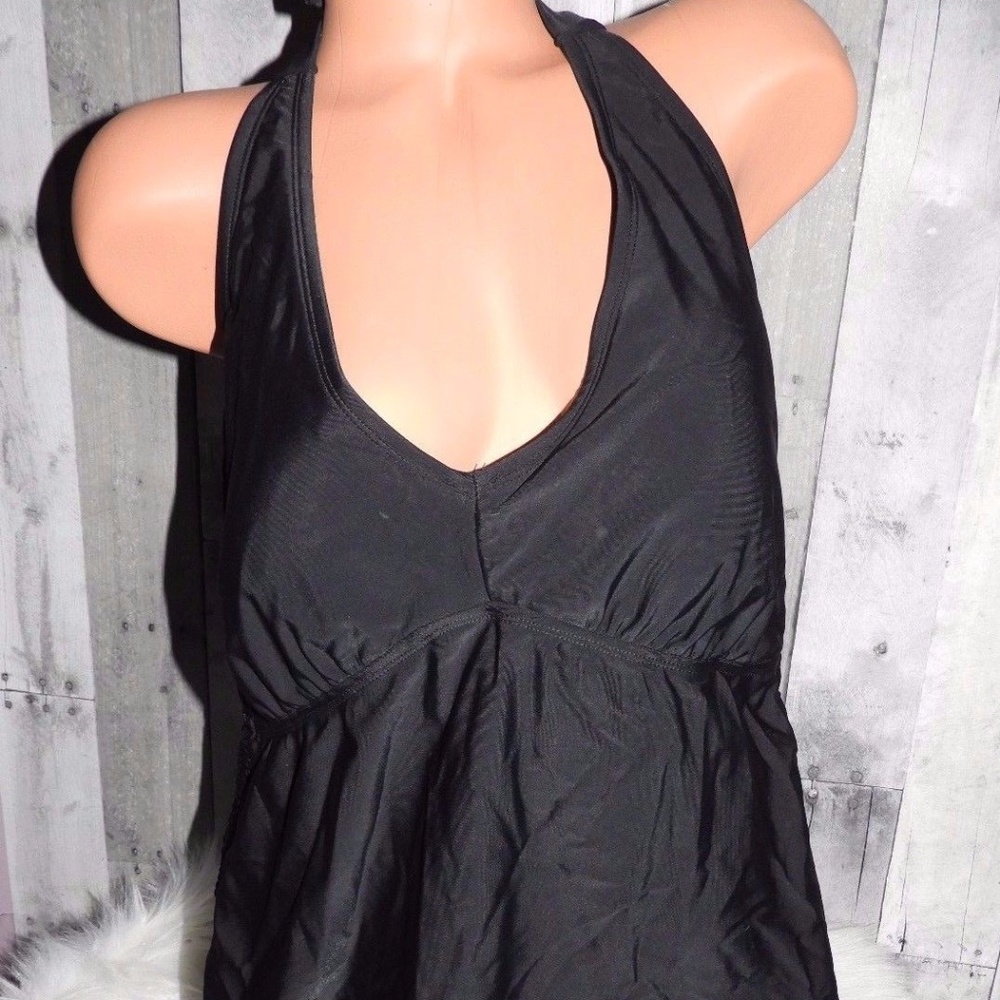 XXL Maternity Swimsuit Top Liz Lange NWT